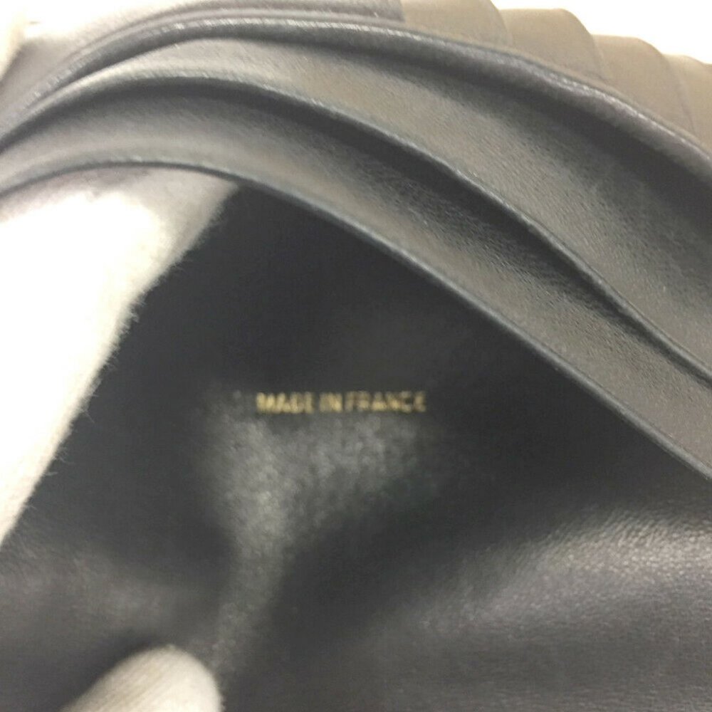 Auth Chanel Matelasse Cc Logo Bifold #14125X18 - Picture 8 of 8